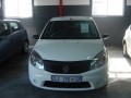 2010 Renault Sandero 1.4 Play 1