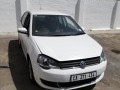 2017 Volkswagen Polo  2